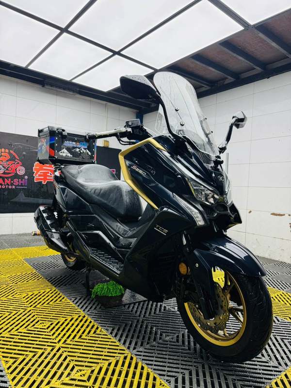 光阳 赛艇 S250