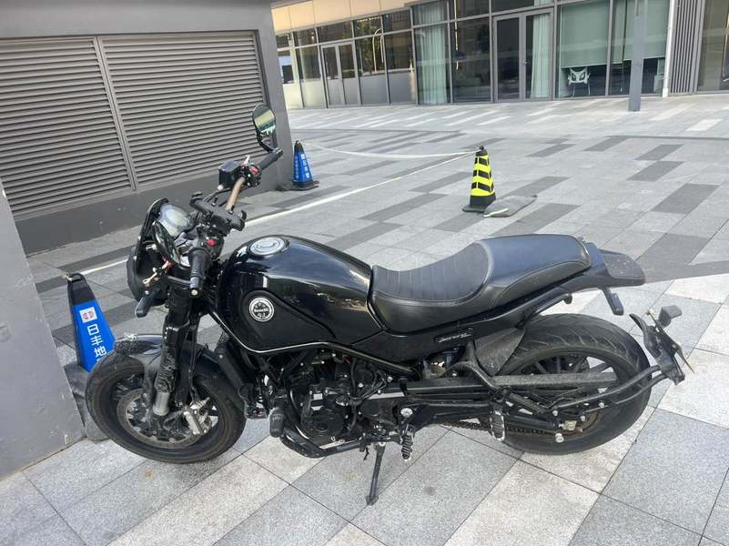 贝纳利 幼狮 Leoncino 500