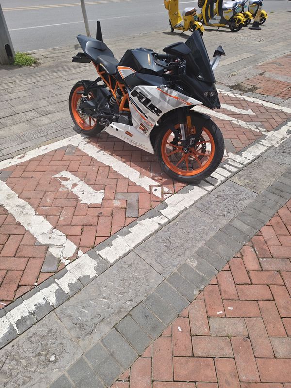 KTMR2R RC 390 
