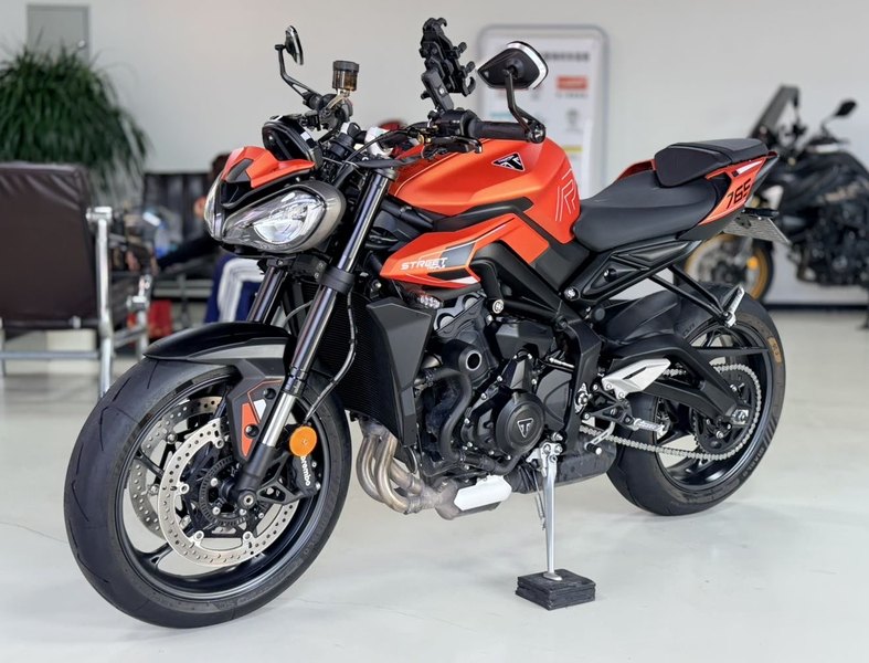 凯旋 Street Triple 765