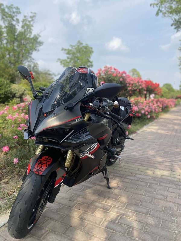 QJMOTOR 赛600