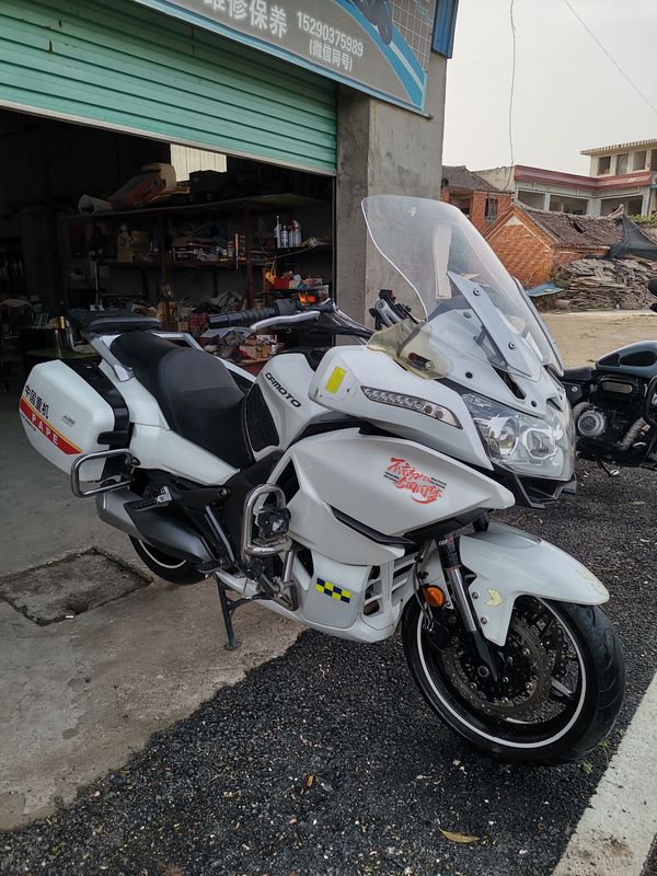 春风 650TR-G