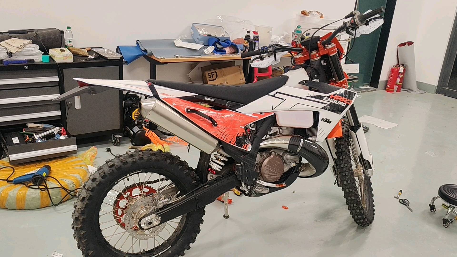 恒舰 Z300
