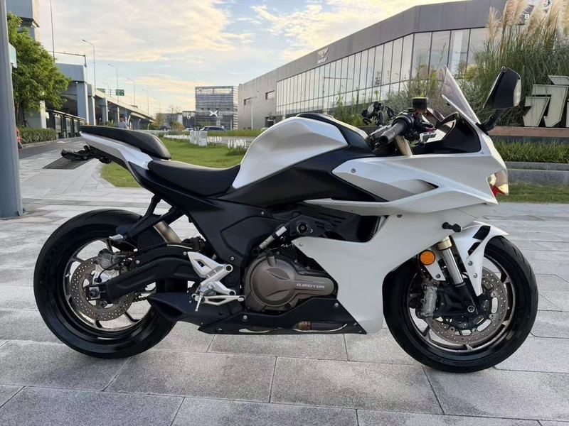 QJMOTOR 赛550