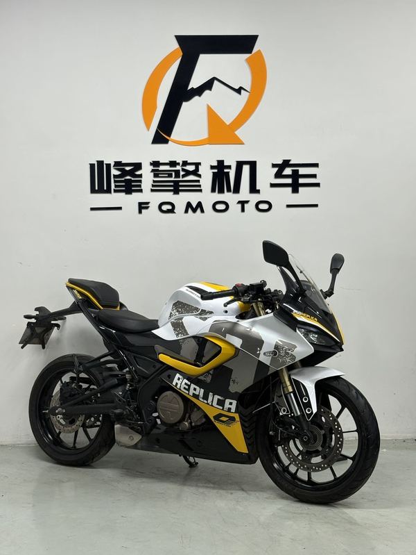 QJMOTOR 赛250