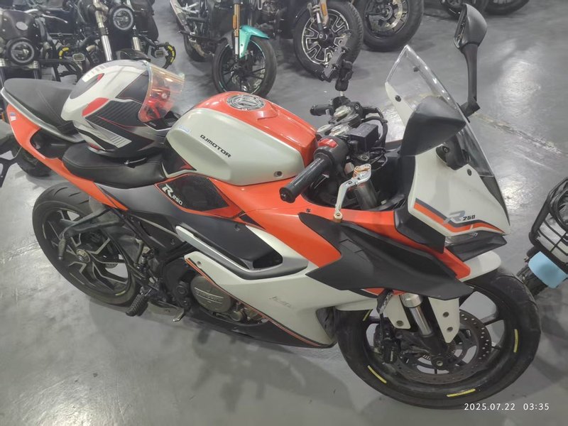 QJMOTOR 赛250