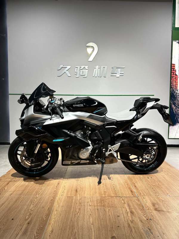 春风 675SR