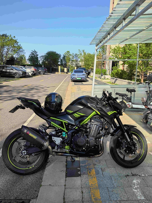 川崎 Z900