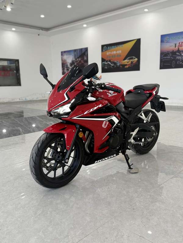 本田WING CBR400R