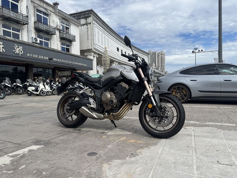 本田DREAMWING CB650R 