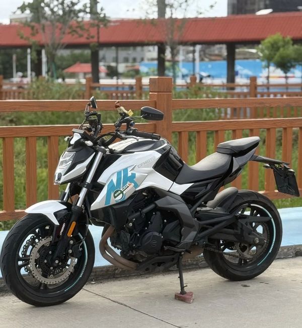 春风 400NK