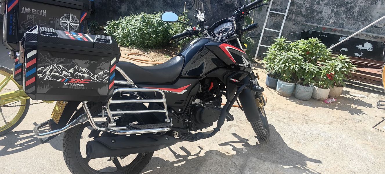 新大洲本田 GL150U
