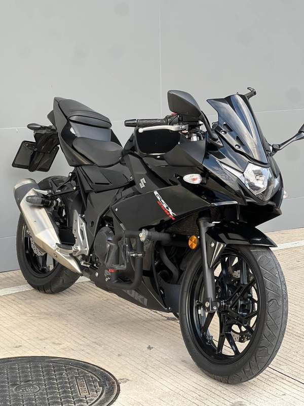 豪爵铃木 GSX250R