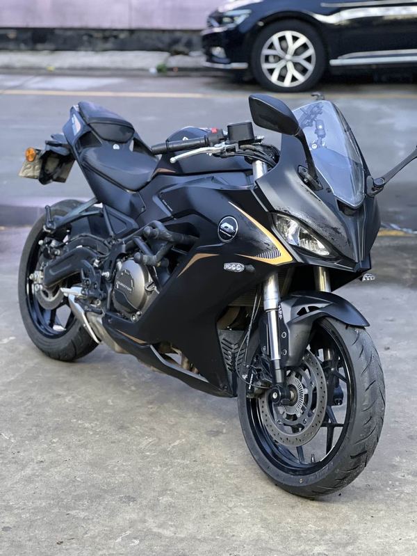 QJMOTOR 赛250