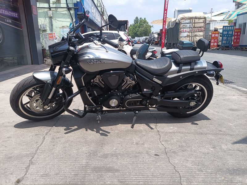 高金 Thor650 Bobber