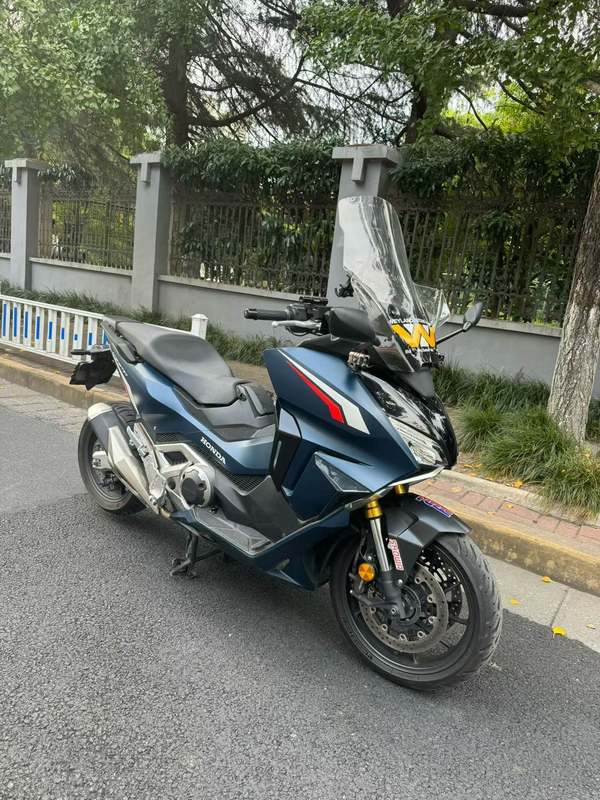 本田DREAMWING NSS750