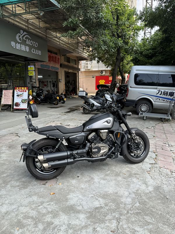 QJMOTOR 闪600