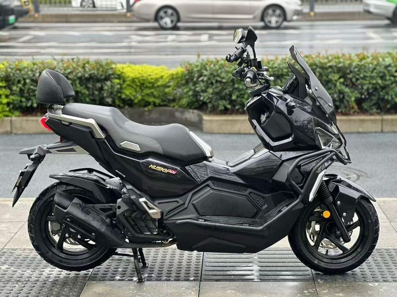 SYM三阳 Husky ADV 150