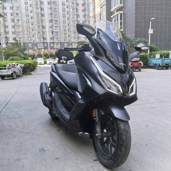 本田WING NSS350