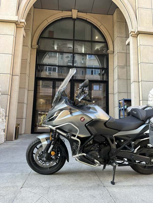本田DREAMWING NT1100