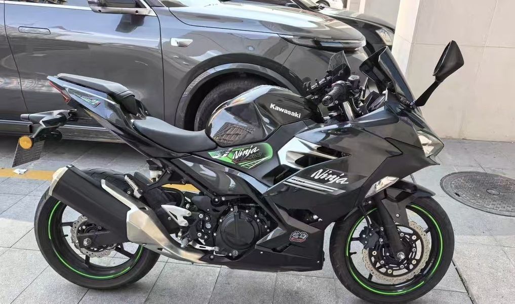 川崎 Ninja 400