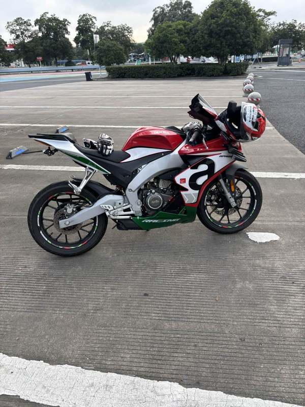 宗申阿普利亚 GPR250R