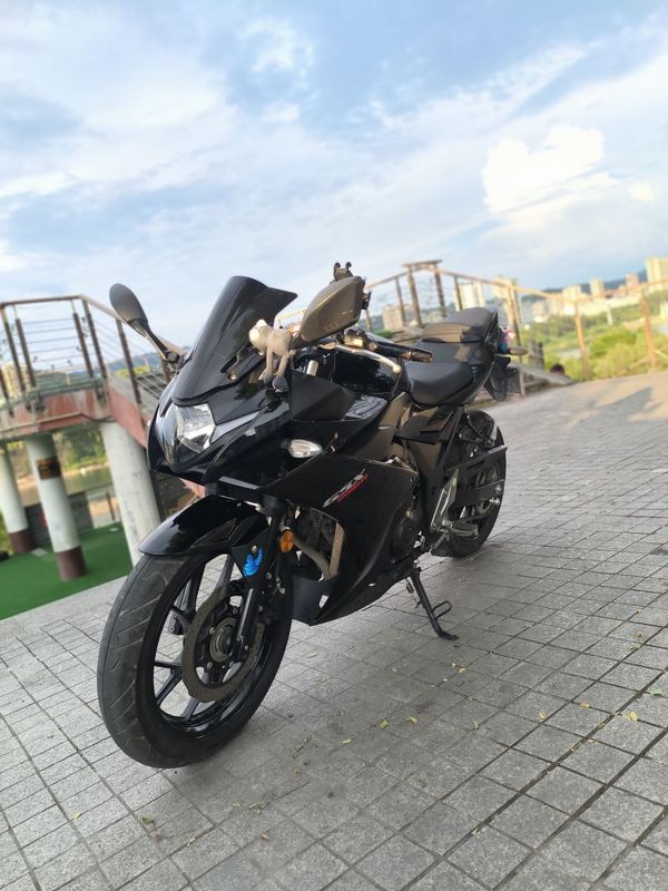 豪爵铃木 GSX250R