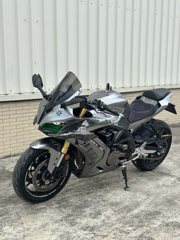 QJMOTOR 赛600