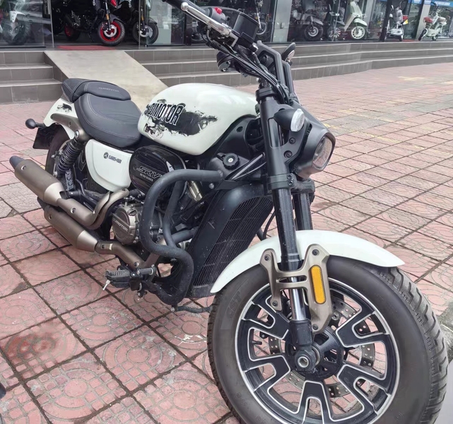 QJMOTOR 闪350