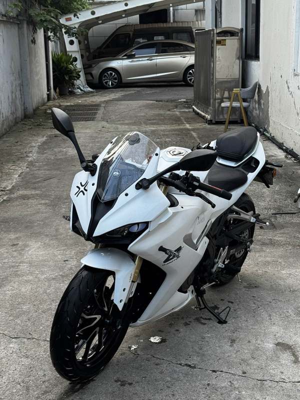 QJMOTOR 赛250
