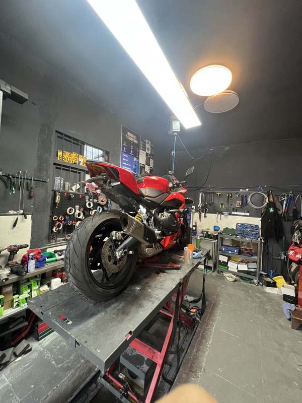QJMOTOR 赛800