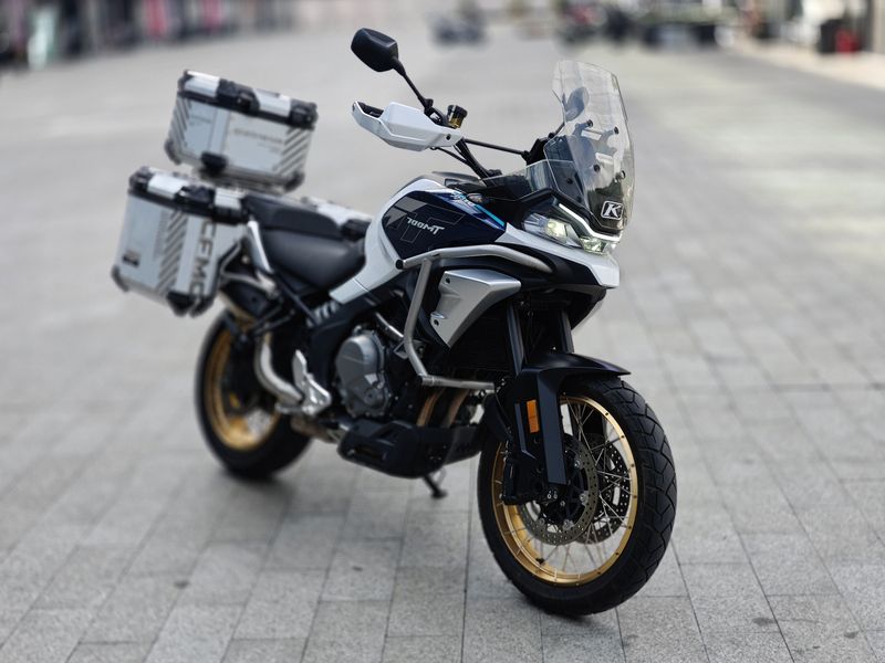 春风 700MT