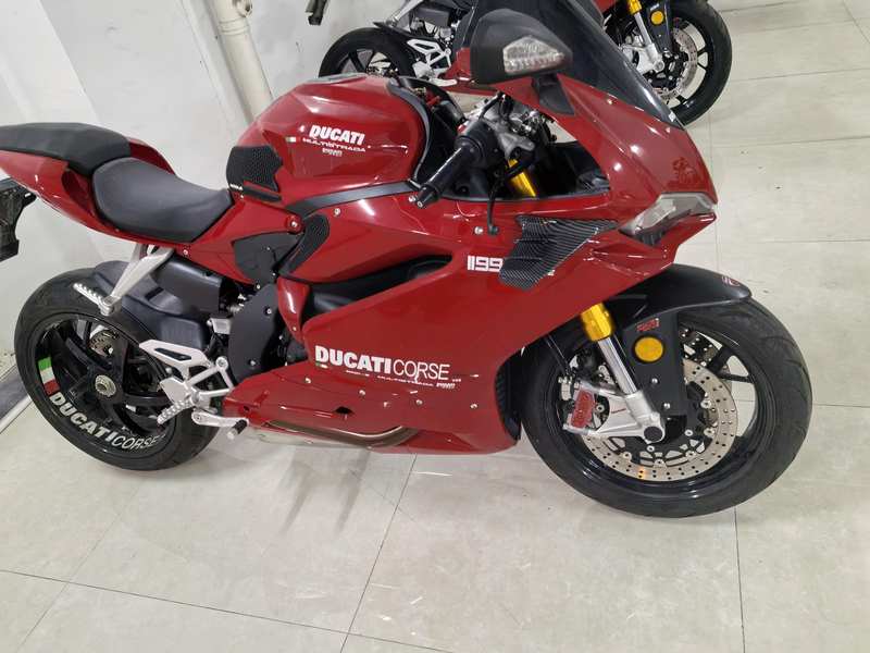 摩枭 500RR