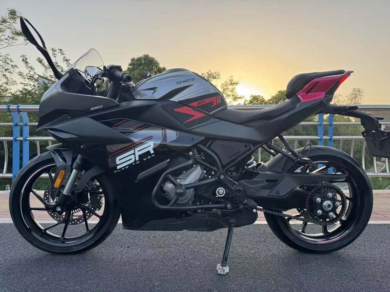 春风 250SR