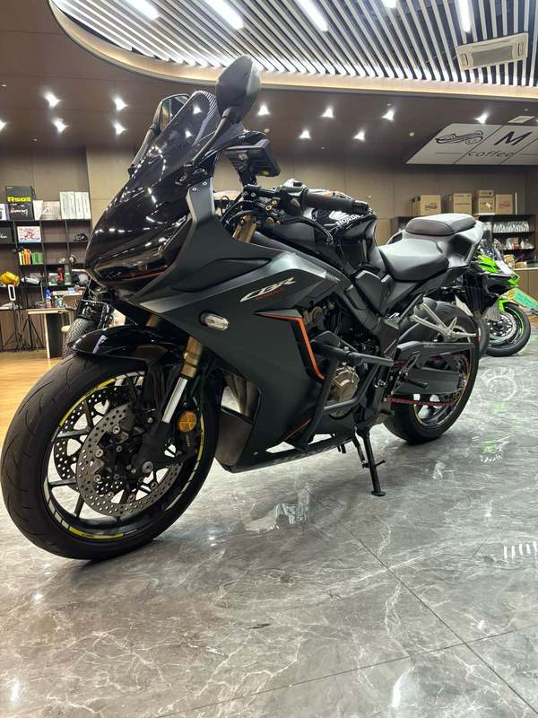 本田DREAMWING CBR650R