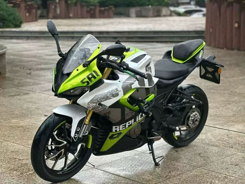 QJMOTOR 赛250