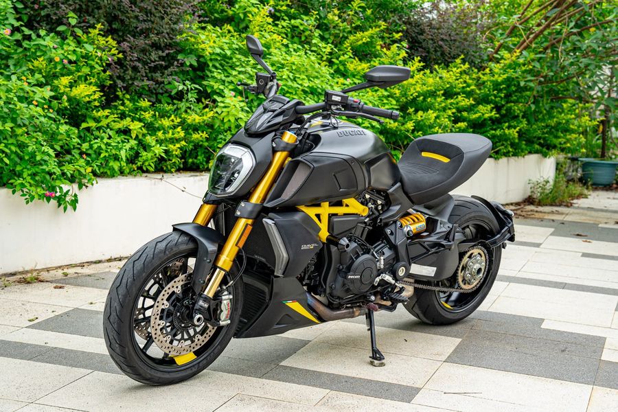 杜卡迪 Diavel 