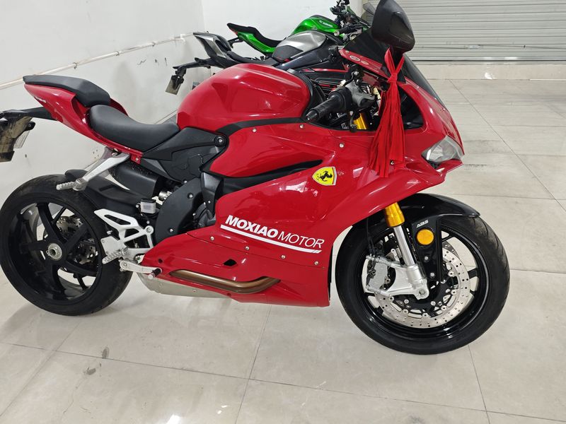 摩枭 500RR