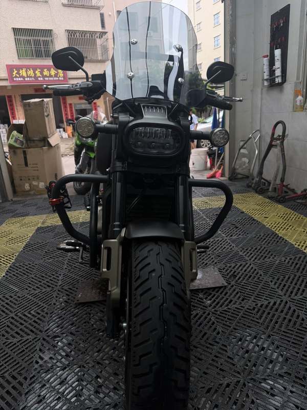 QJMOTOR 闪600