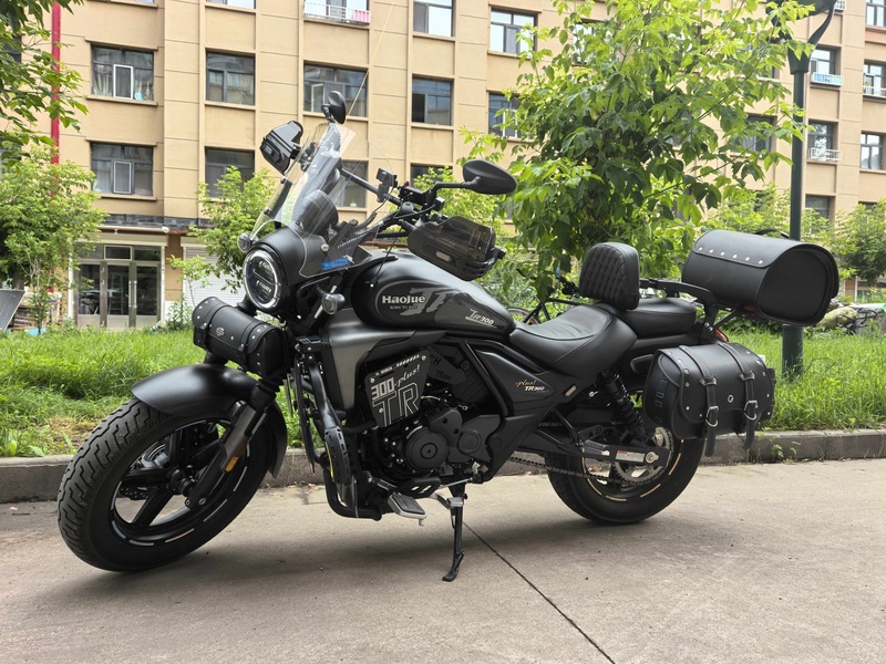 豪爵 TR300