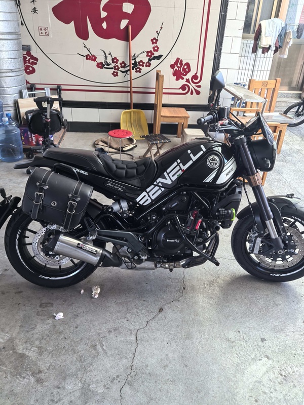 贝纳利 幼狮 Leoncino 500