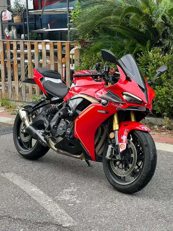 QJMOTOR 赛600