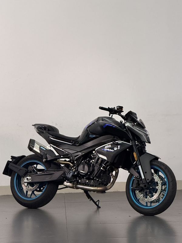 春风 800NK