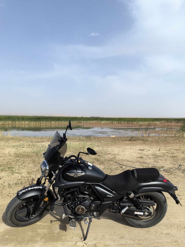 豪爵 TR300