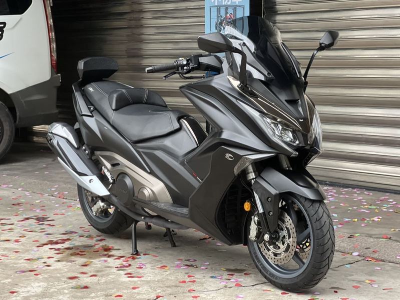 光阳 AK550