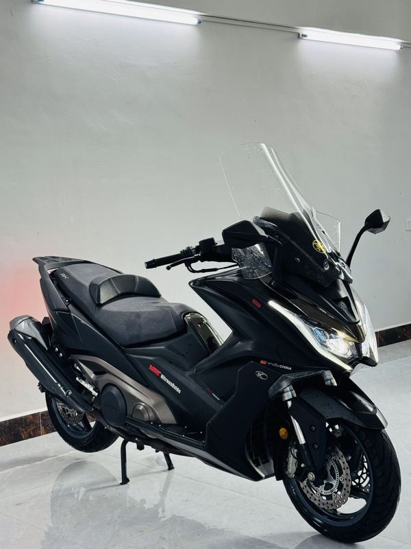 光阳 AK550