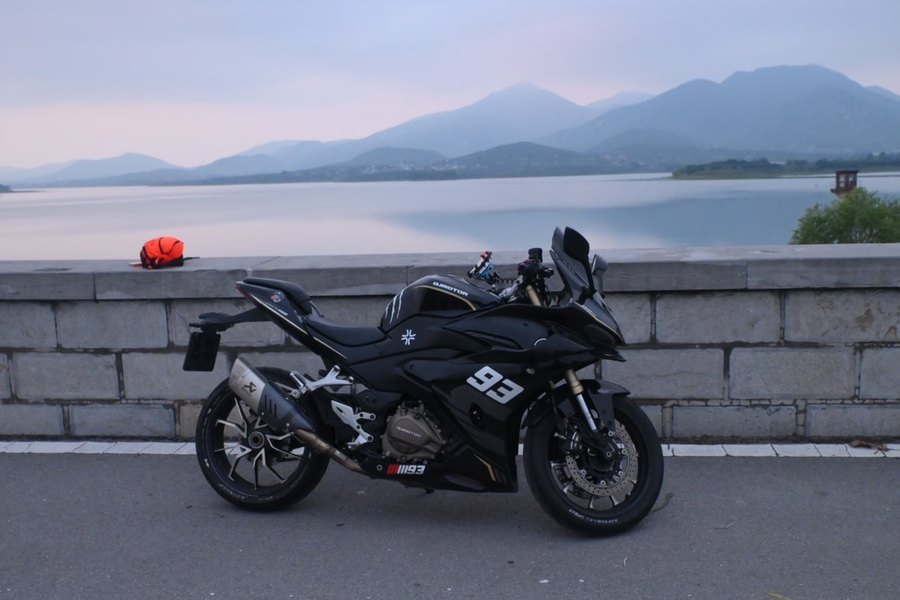 QJMOTOR 赛450