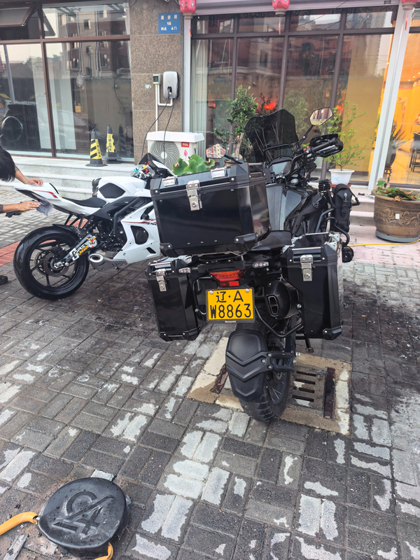贝纳利 金鹏 TRK502