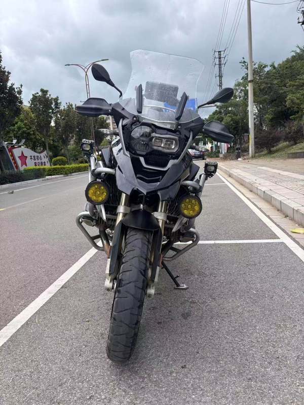 宝马 R 1200 GS