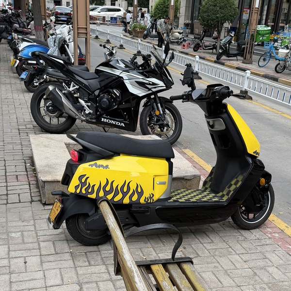 极核 EZ4